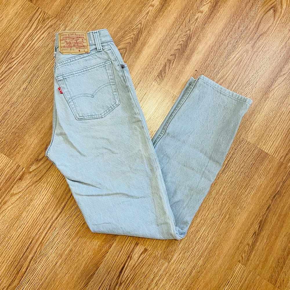 Vintage Levi High Rise Straight Leg Jeans